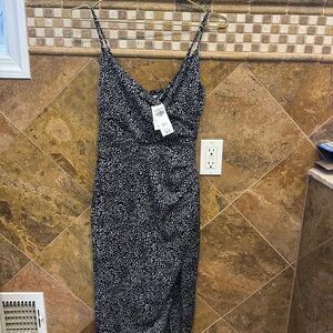 Abercrombie & Fitch Black and White Midi Dress